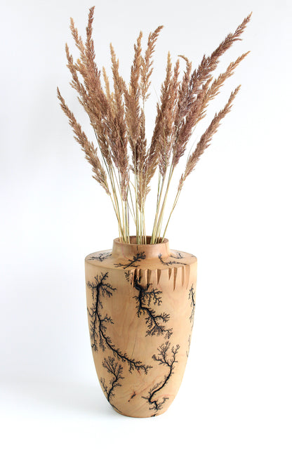 Elegant Pear Wood Vase for Dried Flowers - Classic Design