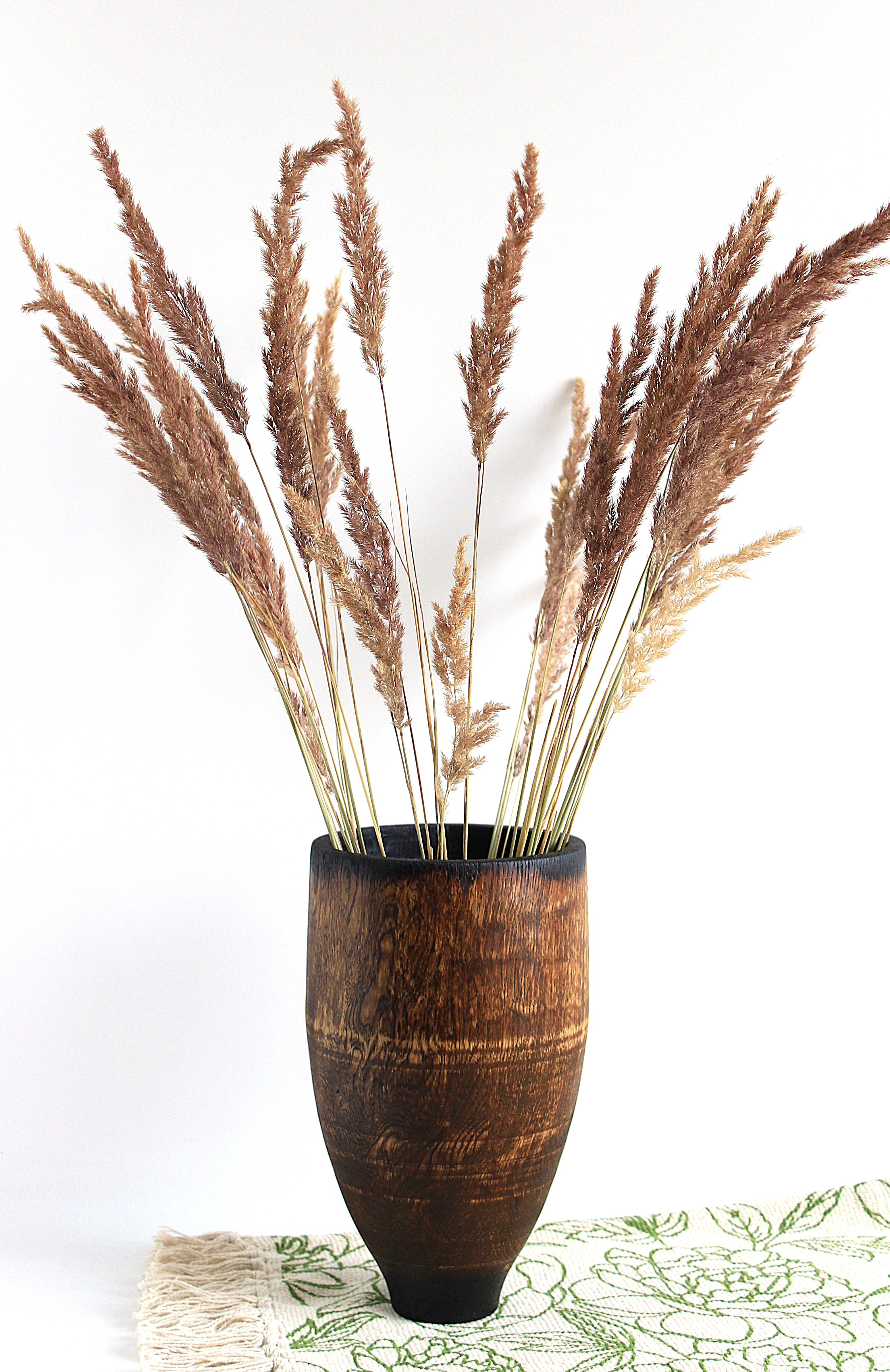 Artisan Oak Wood Vase for Dried Flowers - Handcrafted Design